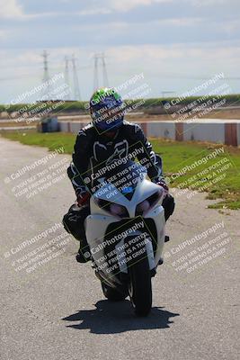 media/May-29-2022-Lets Ride (Sun) [[e8986be515]]/B Group/Grid/